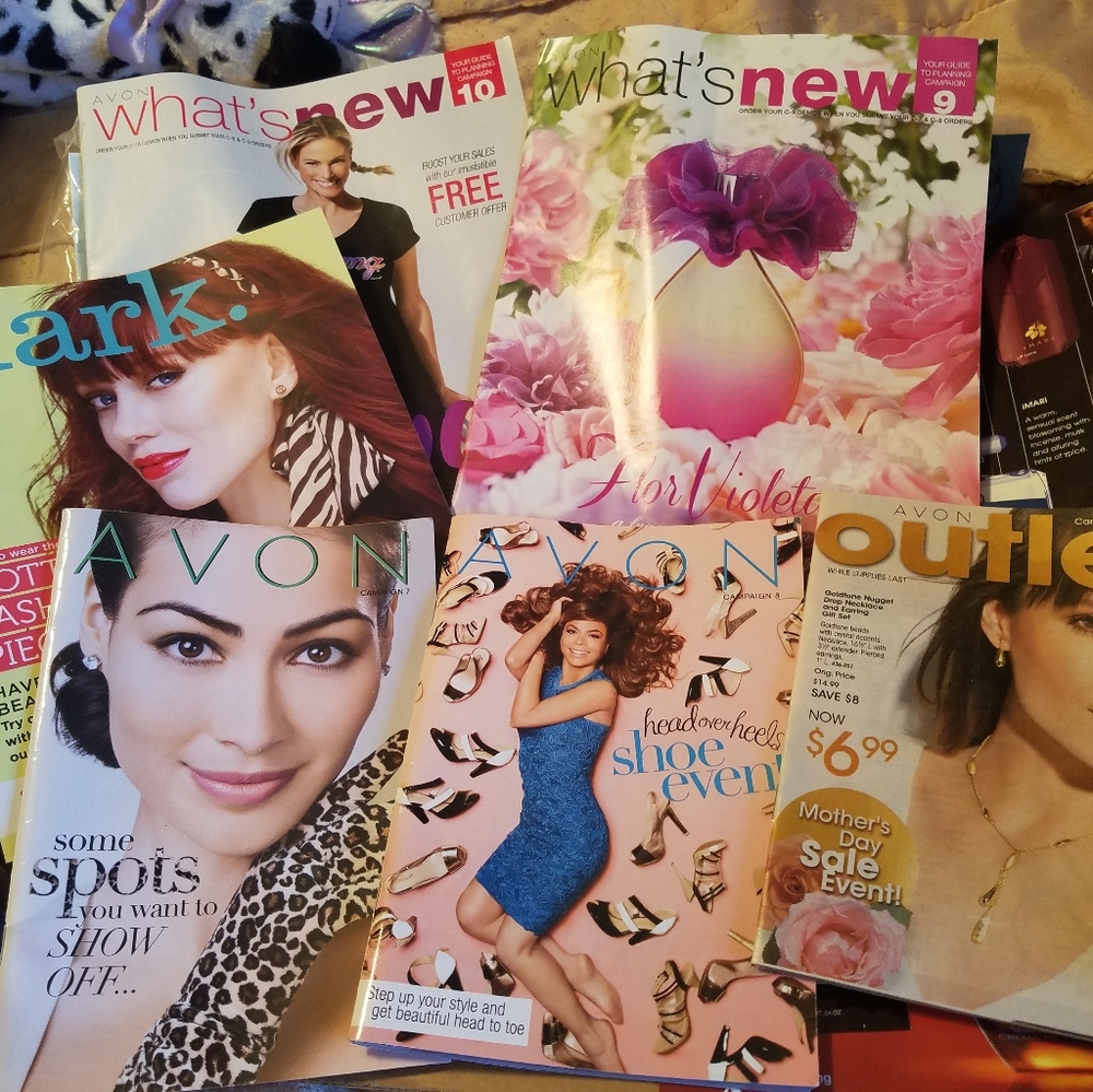 2013 Avon Books with samples bundled Please look